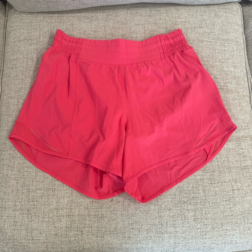 lululemon hotty hot high-rise short 4”